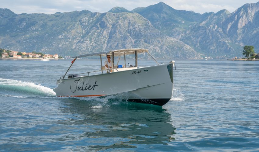 Koto boat